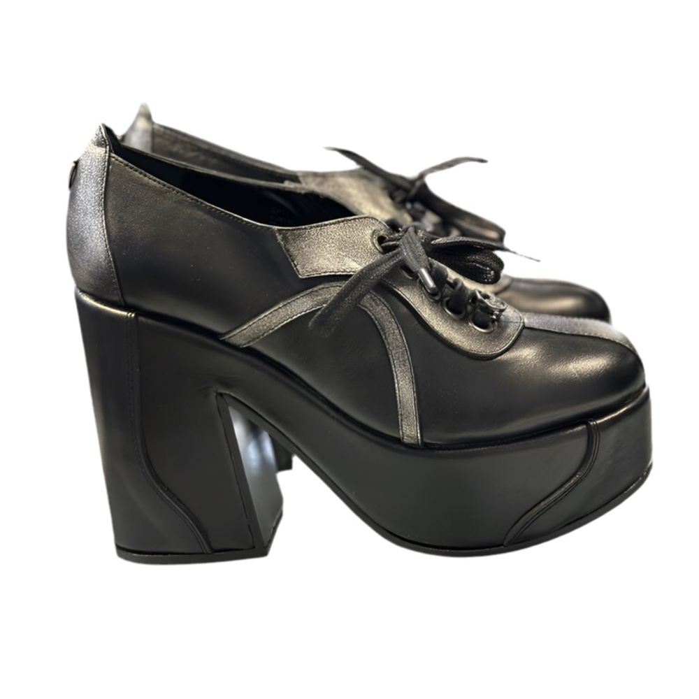 Coach Women's Black/Gunmetal/Grey  Leather Oxford Platform Retro Heels Size 6